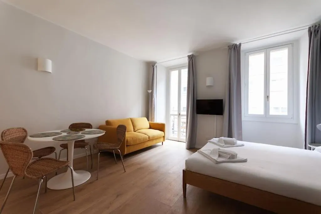 Youhosty - Ticinese Suite 1 Milano Italien