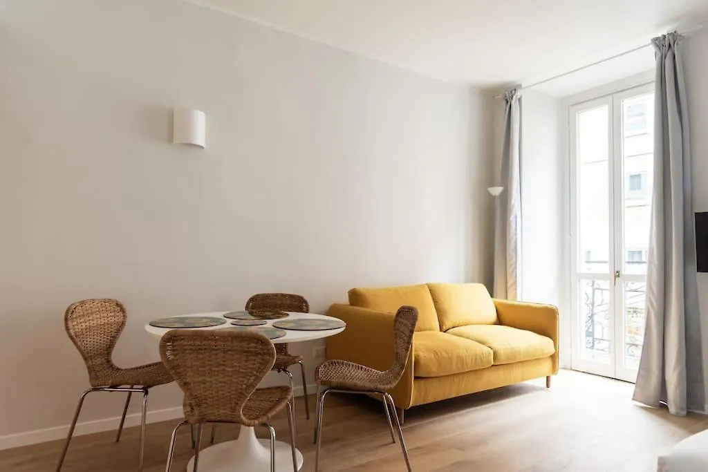 Youhosty - Ticinese Suite 1 Milan 0*,