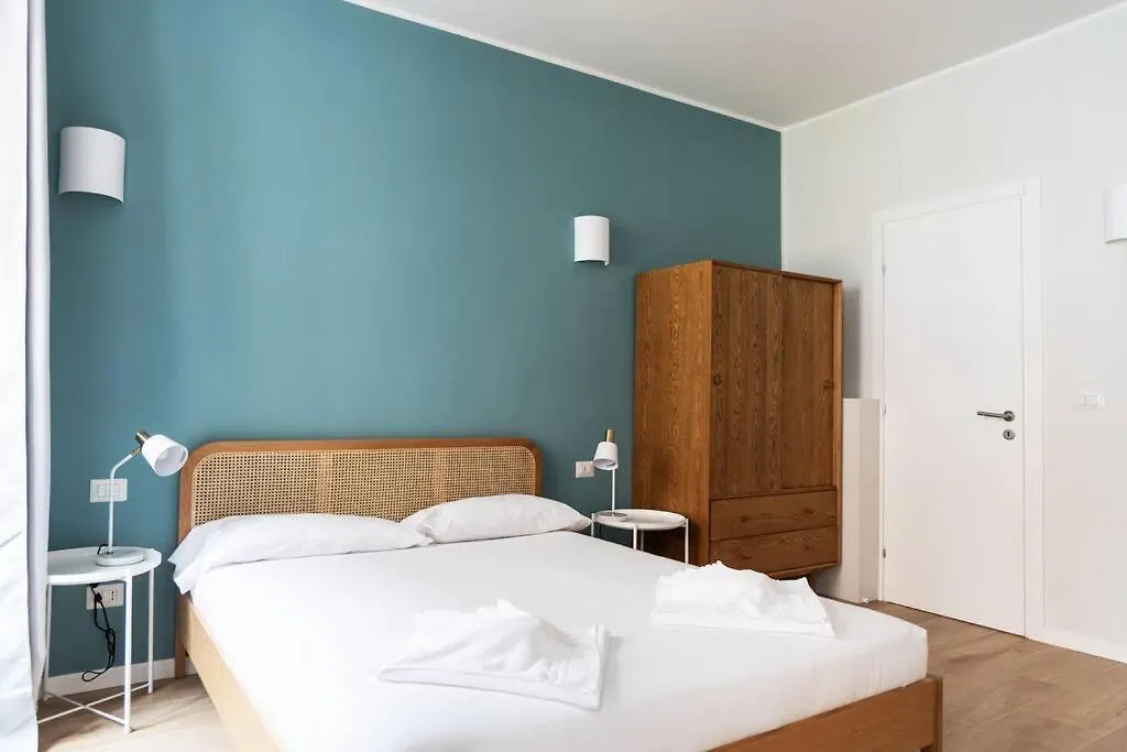 Apartment Youhosty - Ticinese Suite 1 Milan Italy